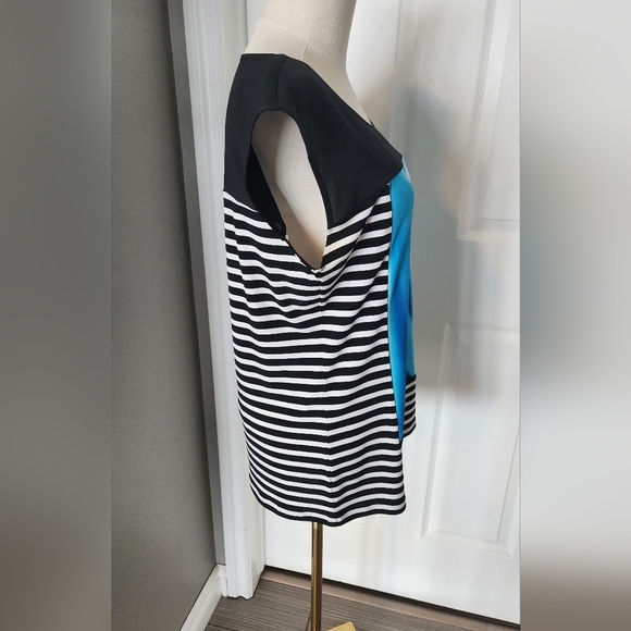 NWOT Calvin Klein Top - Size Medium - Picture 4 of 6